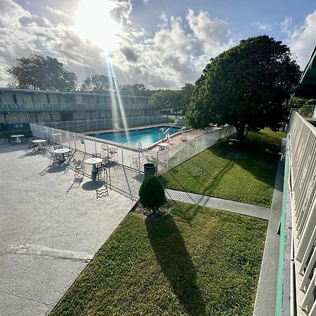 Boca Inn Boca Raton Dış mekan fotoğraf