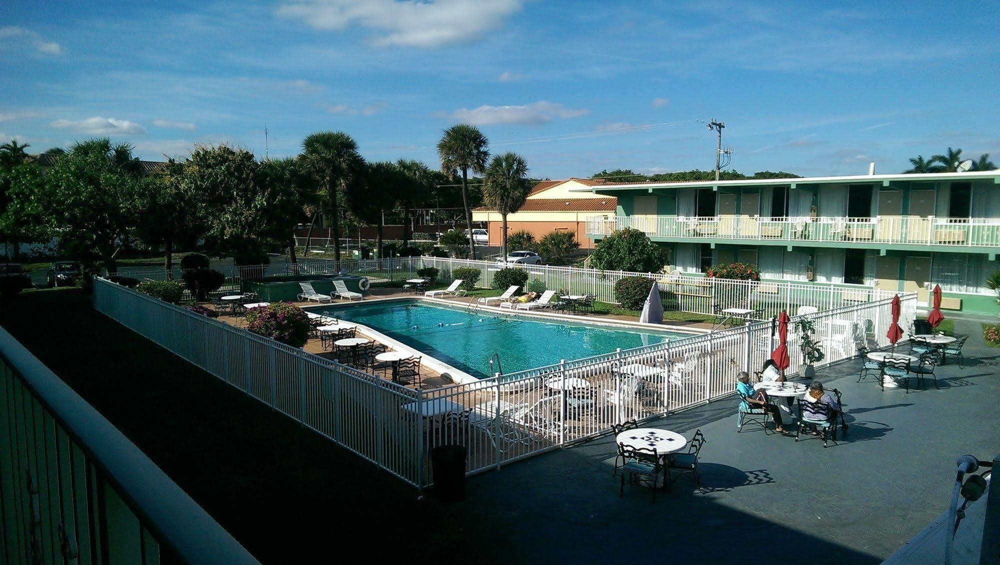 Boca Inn Boca Raton Dış mekan fotoğraf